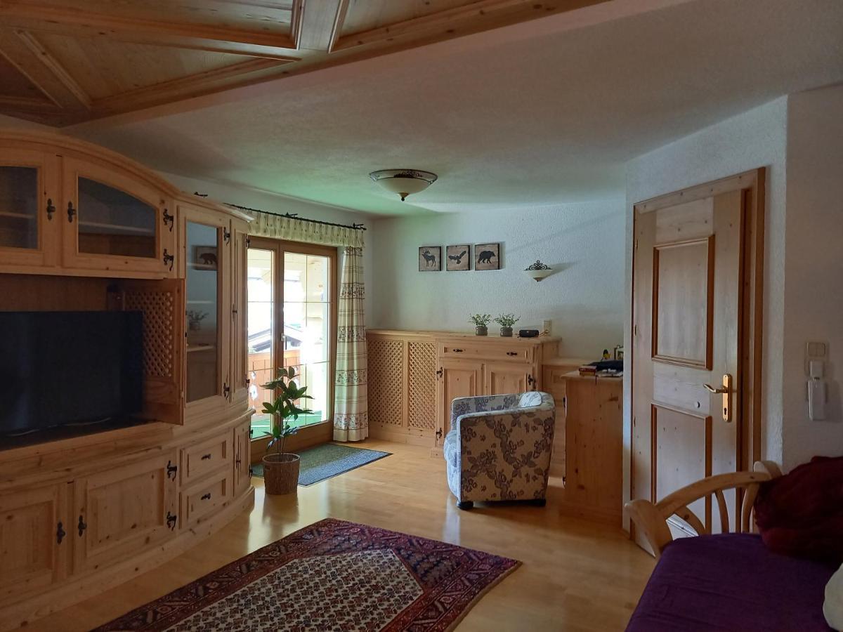 Appartments Krone Bichlbach Zimmer foto